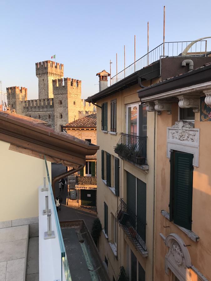 Crocus Apartments Sirmione Eksteriør billede